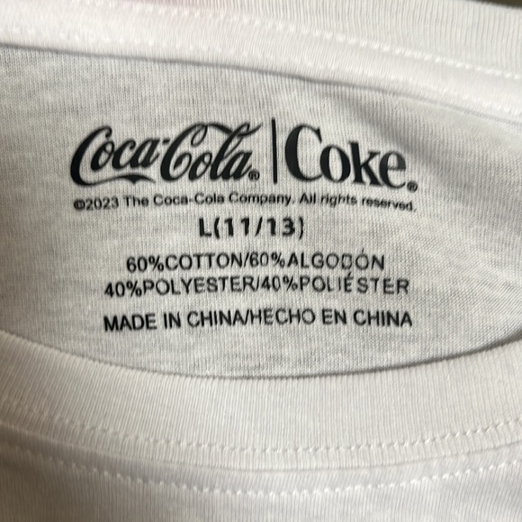 Coca Cola graphic short sleeve T - Picture 3 of 3